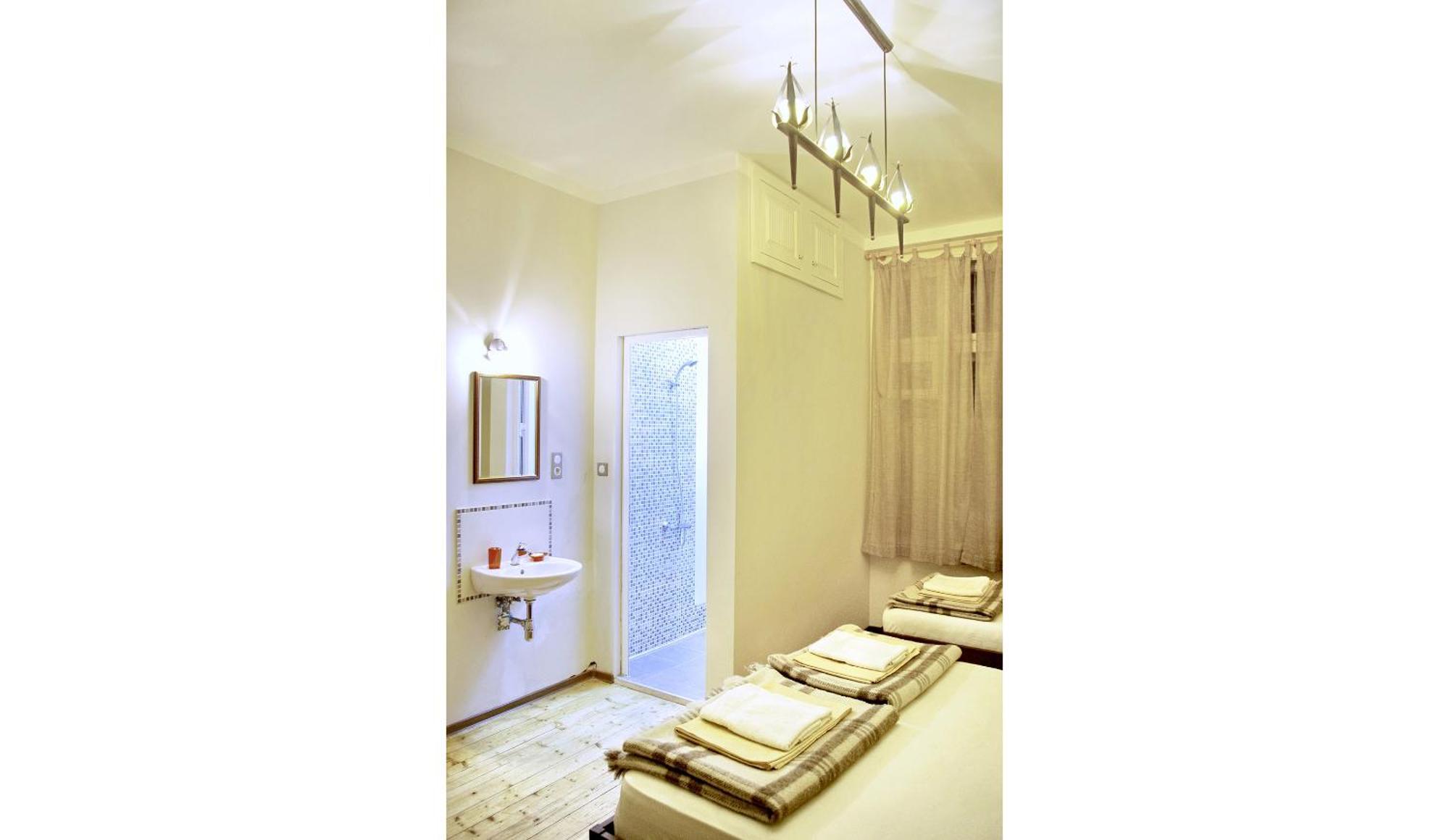 Balkan Rooms & Studios In Downtown София Екстериор снимка