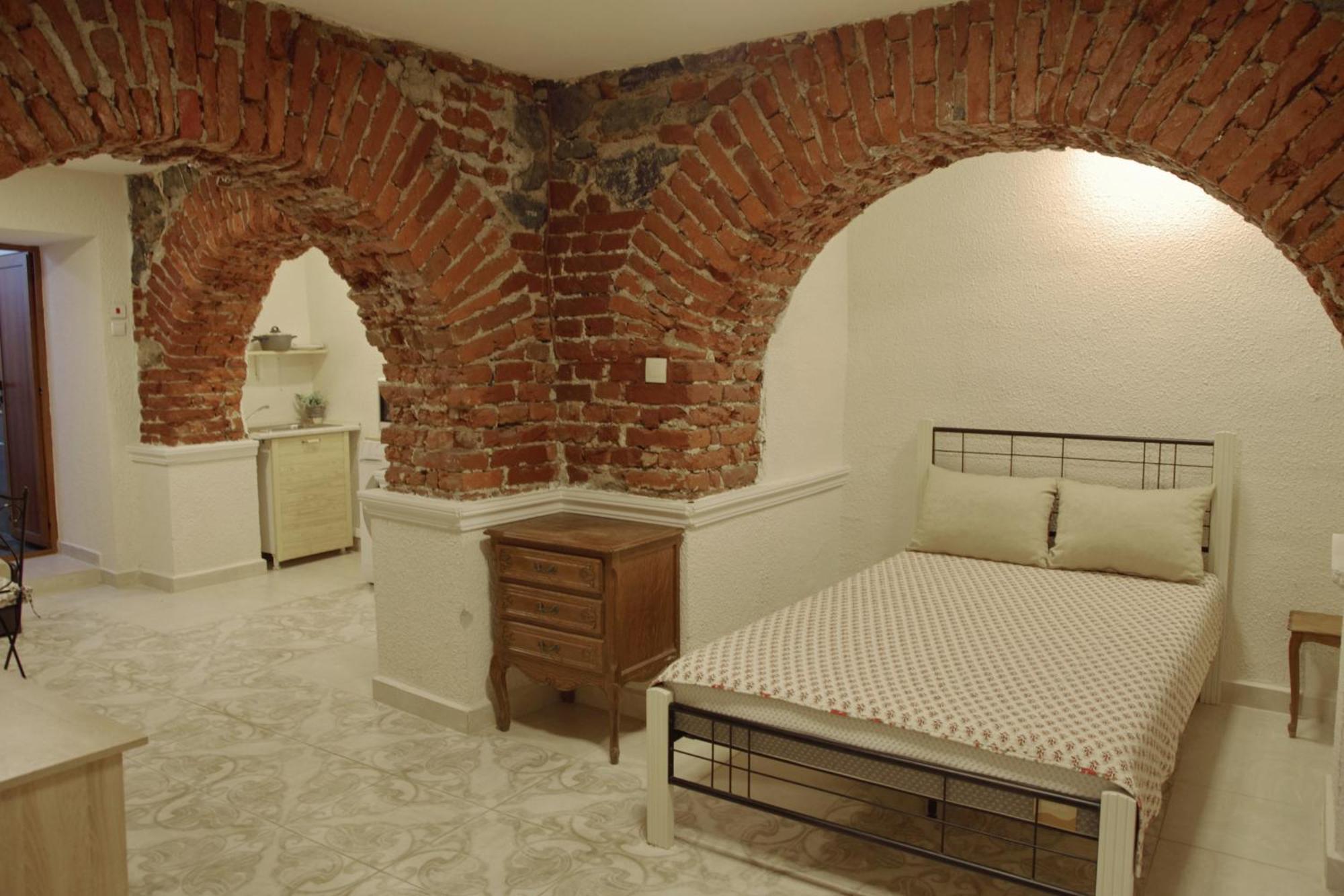Balkan Rooms & Studios In Downtown София Екстериор снимка
